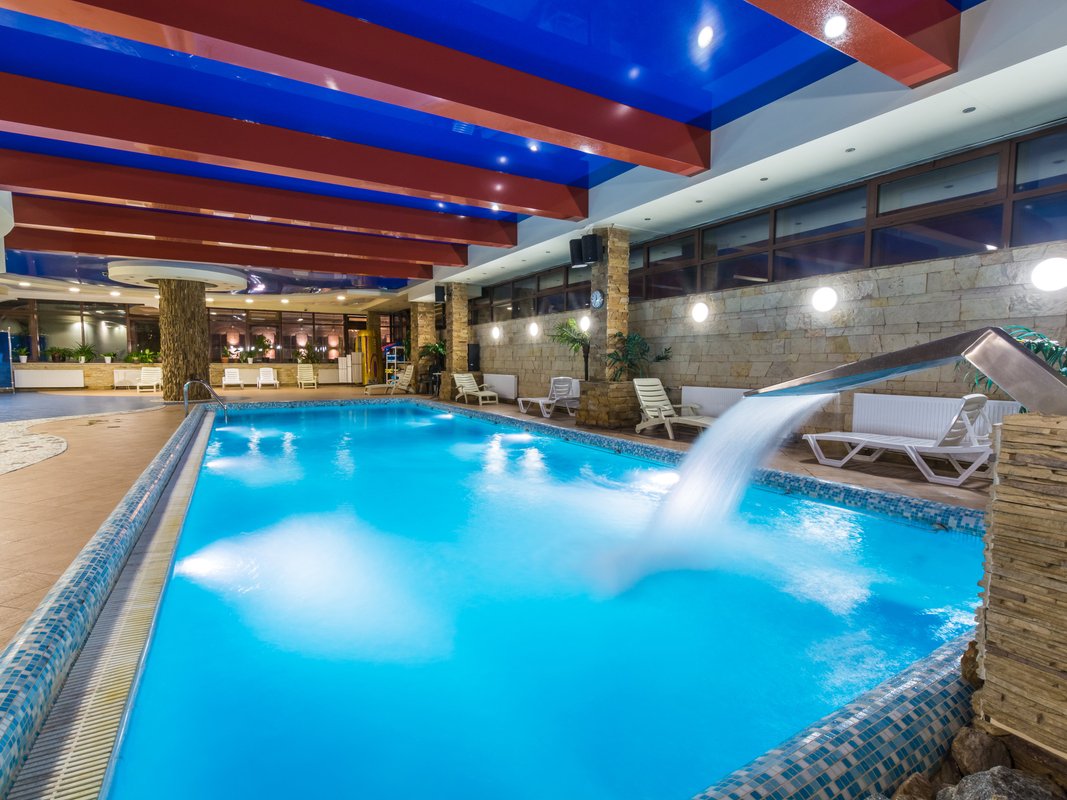 Crocus Fitness Лужники бассейн
