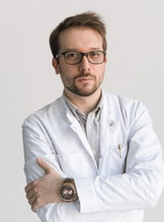 Лазеротерапевт, дерматовенеролог Владимир Сергеевич Карманчиков