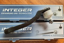 Центр по ремонту автомобилей и продаже автозапчастей для иномарок Рено-сервис, с рейтингом 4 - находится по адресу Курган, Кирпичная улица, 5/1 