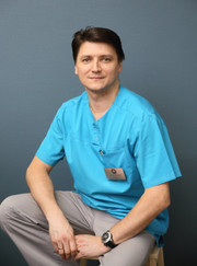 Ветеринарный хирург, ветеринарный врач-офтальмолог Виталий Владимирович Парамонов