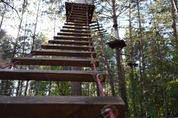 Веревочный парк Слабо?, с рейтингом 4.2 - находится по адресу Новосибирск, Парковая улица, 88в 