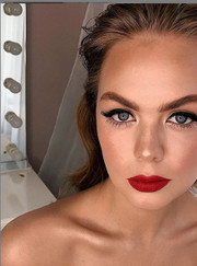 Стилист, визажист Валентина Широких