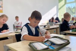 Частная школа Крылья, с рейтингом 5 - находится по адресу Екатеринбург, улица Соболева, 19 