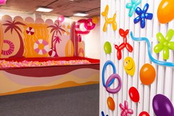 Развлекательный центр для всей семьи Порхай, с рейтингом 4.8 - находится по адресу Владивосток, улица Державина, 23 