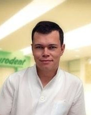 Стоматолог, стоматолог-терапевт Виталий Владимирович Бектемиров