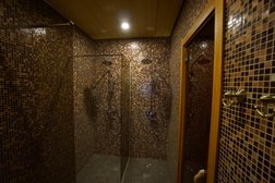 Банный комплекс Шале, с рейтингом 3.3 - находится по адресу Новокузнецк, Листвянское шоссе, 5 