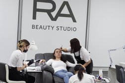 Салон красоты Beauty Studio Ra, с рейтингом 4 - находится по адресу Республика Татарстан, Набережные Челны, проспект Мира, 24а 