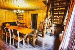 База отдыха Family house, с рейтингом 4.1 - находится по адресу Ярославская область, Набережная деревня, 70 