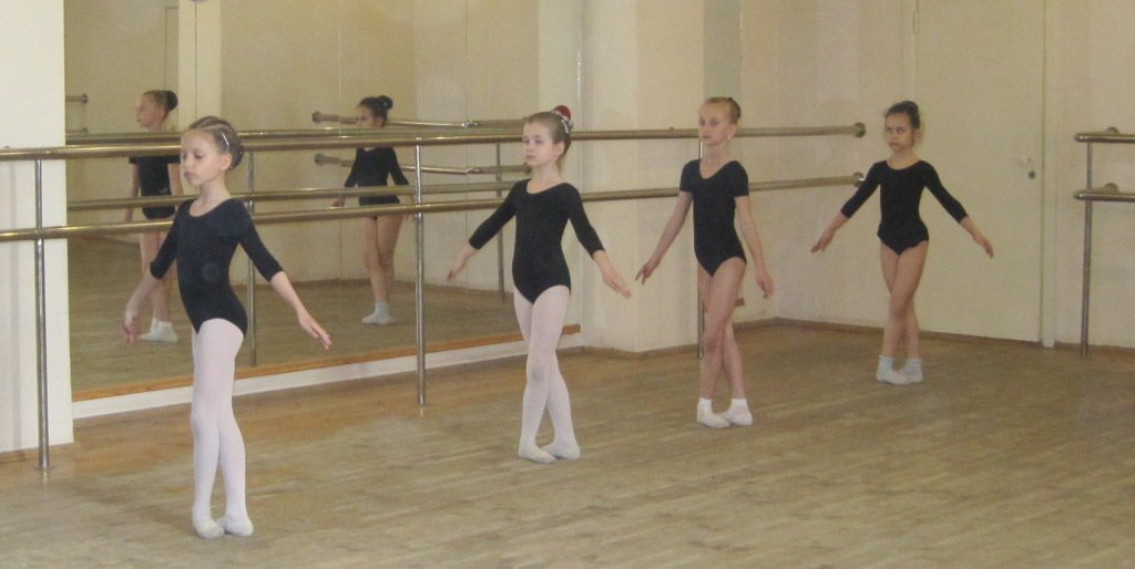 Юный балет. Классический танец дети. Балет девочки. Хореография для детей. Адажио балет уфа.