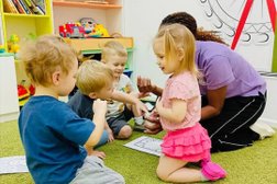 Частный английский детский сад Sun School, с рейтингом 4.3 - находится по адресу Москва, улица Верхняя, 22 