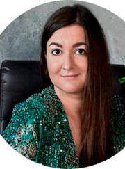 Дизайнер Рина Васильева