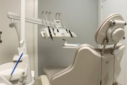 Стоматологическая поликлиника на Коммунистической улице в Полевском, с рейтингом 3 - находится по адресу Свердловская область, Полевской, Коммунистическая улица, 42 