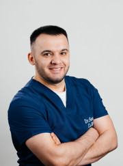 Стоматолог-хирург, главный врач Абдулло Мамашарифович Сангов