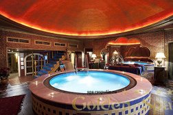 Караоке-бар Распутин Golden SPA, с рейтингом 3.7 - находится по адресу Москва, Зубовский бульвар, 25 