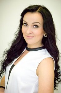 Елена Аристова