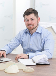 Маммолог, онколог Тагир Ришатович Файзуллин