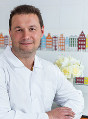 Уролог, андролог Вячеслав Юрьевич Ланге