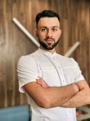 Имплантолог, стоматолог Илья Александрович Головков