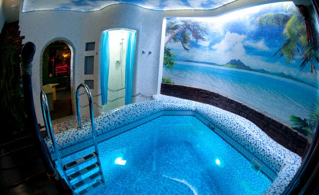 Орыстың әйелдері зәр шығарады