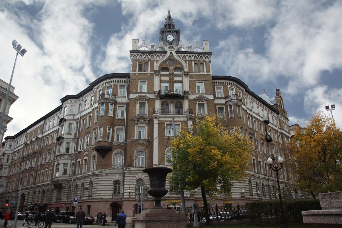 Переулок московский 6. Доходный дом Сретенский бульвар. Дом страхового общества Россия Сретенский бульвар 6. Дом страхового общества "Россия»". Сретенский бул., 6/1.. Москва, Сретенский бульвар, 6/1с2.