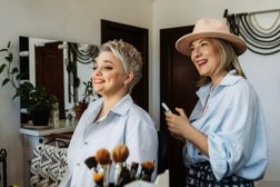 Салон красоты Салонъ, с рейтингом 4.7 - находится по адресу Рязань, Соборная, 17 