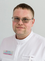 Имплантолог, стоматолог-хирург Михаил Михайлович Соломатин