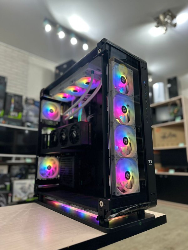 Everest Computers
