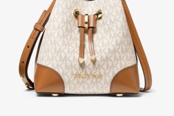 Компания USmall.ru, с рейтингом 3.6 - находится по адресу Москва, Большая Садовая улица, 5к1 