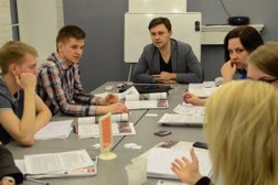 Школа английского языка BIS-English, с рейтингом 4.4 - находится по адресу Санкт-Петербург, Гончарная улица, 15 