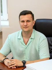Нарколог, главный врач Максим Андреевич Небылица