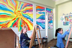 Детский клуб Белая Медведица, с рейтингом 3.2 - находится по адресу Алматы, Мамыр 4-й микрорайон, 21 