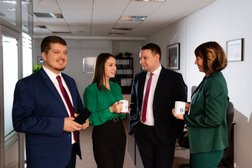 Компания по сопровождению процедуры банкротства в суде Максимальная защита, с рейтингом 4.2 - находится по адресу Екатеринбург, улица Радищева, 4 