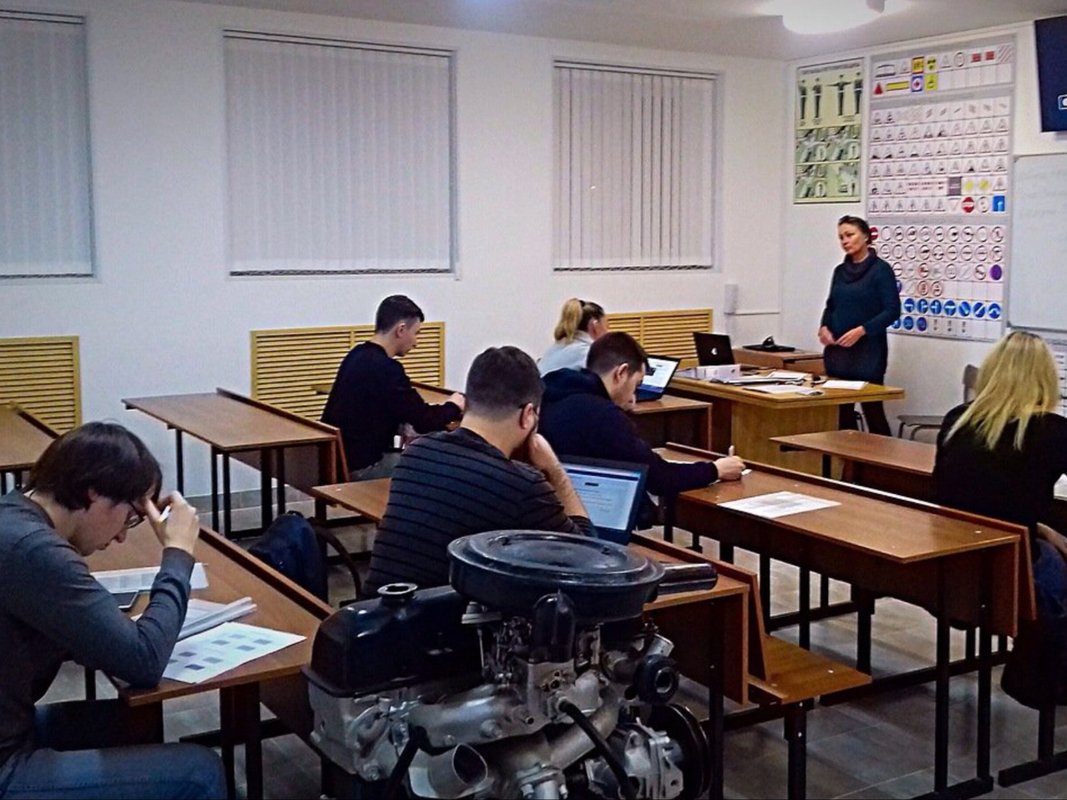 фотография Автошколы Авто-Питер на метро Проспект Просвещения