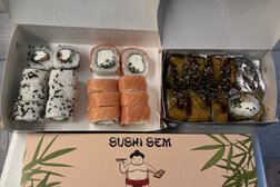 Служба доставки еды Sushi Sem, с рейтингом 4.3 - находится по адресу Смоленская область, Алтуховка, улица Светлая, 1 