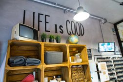 Штаб красоты GetЛаки, с рейтингом 4.8 - находится по адресу Москва, бульвар Дмитрия Донского, 18/4 