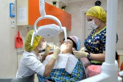 Стоматология Улыбка, с рейтингом 3.5 - находится по адресу Курск, проспект Кулакова, 5 