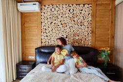 Клуб-отель Золотой пляж, с рейтингом 3.6 - находится по адресу Челябинская область, пос. Золотой Пляж, Золотой Пляж, 1 к4 