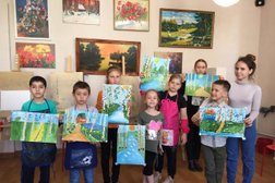 Клуб Английского языка Айсклаб, с рейтингом 4.3 - находится по адресу Саратовская область, Энгельс, Тельмана, 6г 