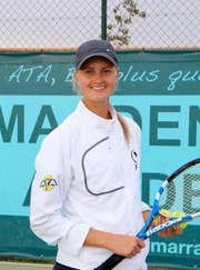 Тренер по большому теннису Евгения Сушкова