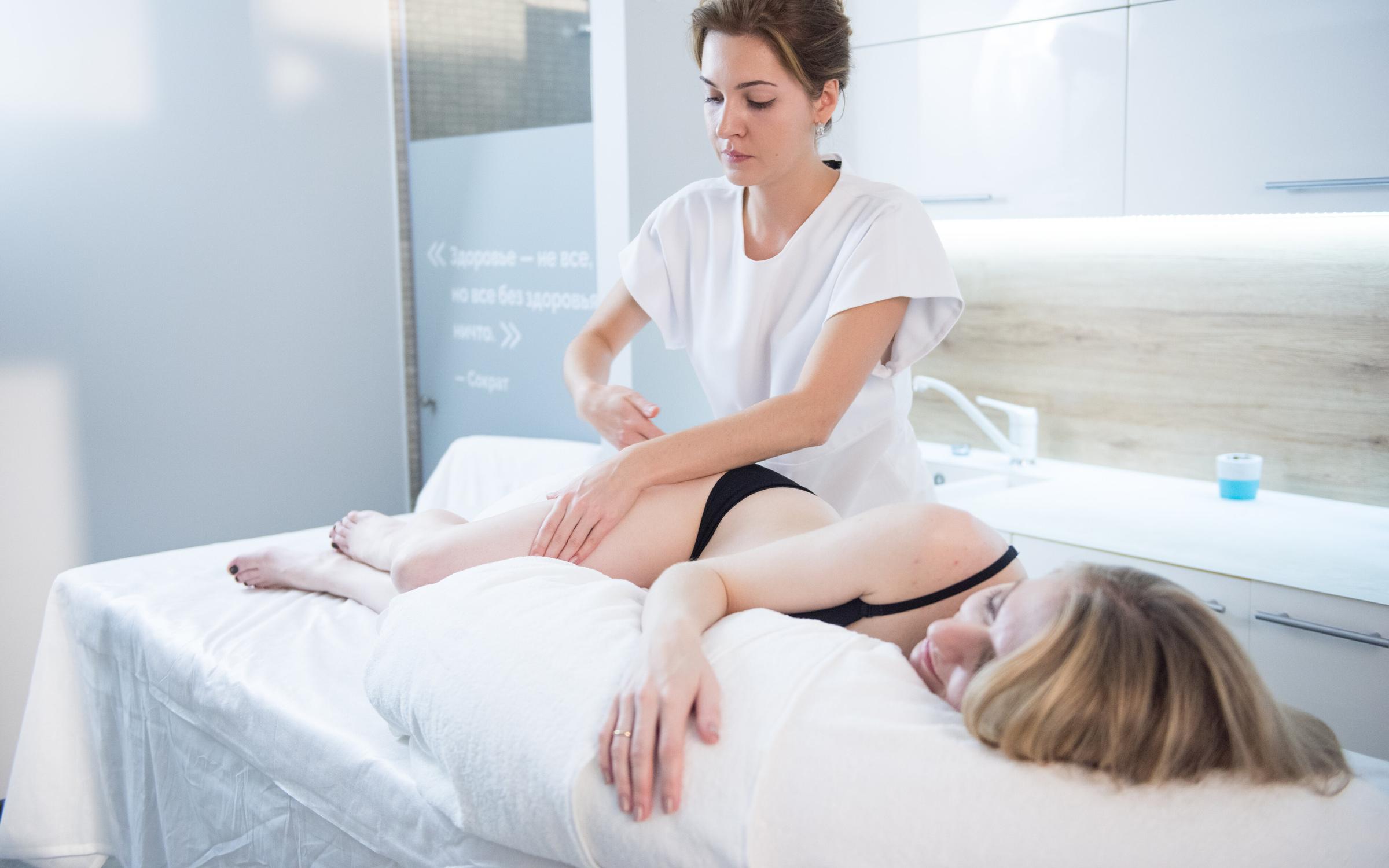 скрытая камера в массажном салоне. секрет камера девушка массаж. флоатинг wellcure. флоатинг для беременных. секрет камера девушка массаж.