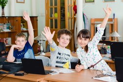 Школа программирования и математики для детей и подростков Алгоритмика, с рейтингом 3 - находится по адресу Пенза, улица Кураева, 1а/1 