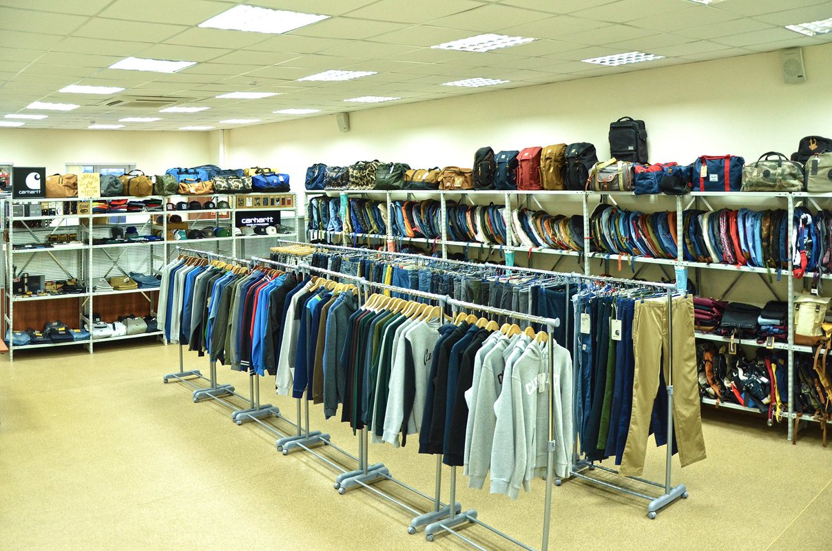 Адидас дисконт ставрополь. 3(41)ladies' clothes shop. Dressrent. Одежда свао. Спортивная одежда мужская адидас дисконт москва.