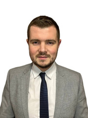 Бухгалтер, преподаватель по бухгалтерскому учёту Леонид Краснощеков