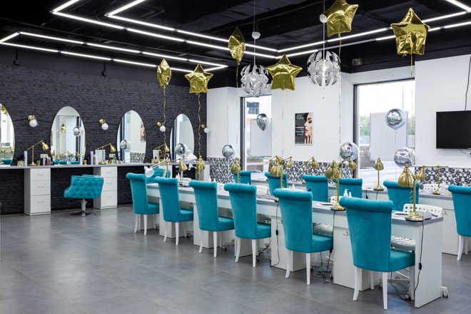 studiya manikyura pr nail bar na metro