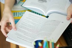 Центр изучения иностранных языков Mr. Simon Academy, с рейтингом 4.7 - находится по адресу Красноярск, улица Академика Вавилова, 41Б 