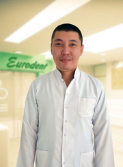 Стоматолог-хирург, стоматолог Маулен Талгатович Шимиров