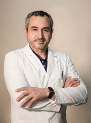 Микрохирург, ортопед Армен Сергеевич Петросян