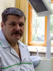 Стоматолог, имплантолог Юрий Иванович Носковский