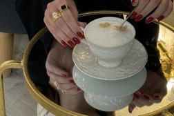 Студия красоты In Bloom, с рейтингом 4.8 - находится по адресу Московская область, Лобня, Юбилейная улица, 4к4 