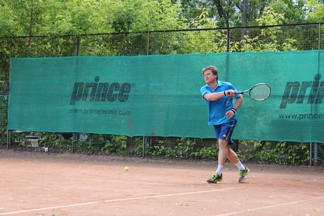 sportivnyj kompleks iskra na